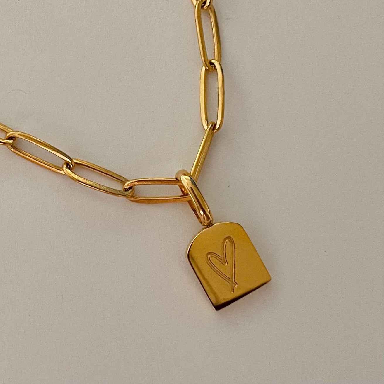 Boho Heart Gold Necklace – Hypoallergenic 18K Gold Plated Pendant | Gift for Her