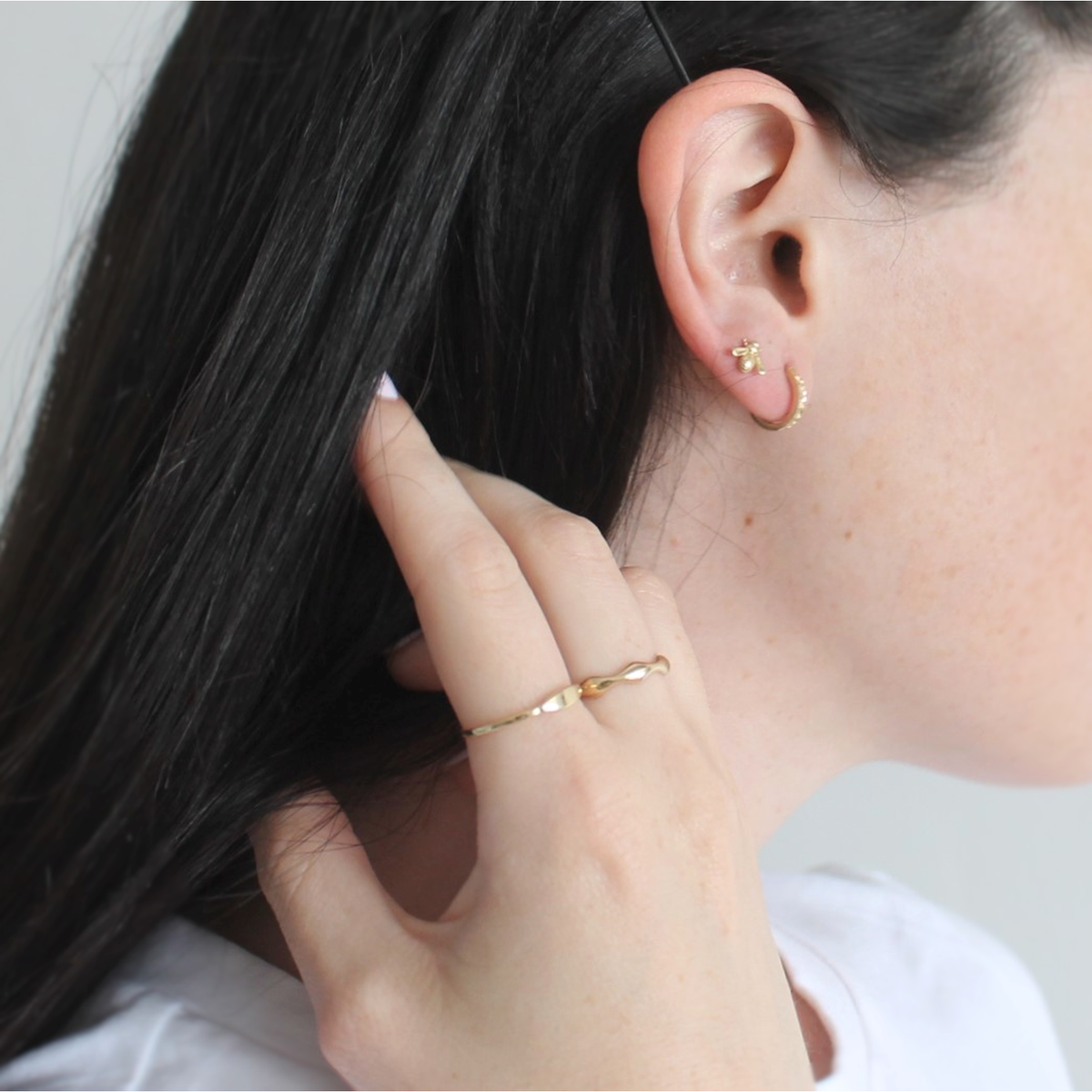 Slim Oval Signet Ring - Mayu’s Marketplace